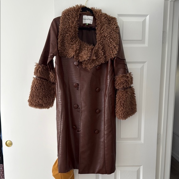 House of Sunny Jackets & Blazers - House of Sunny Brown Faux Fur Trimmed Coat size us 6